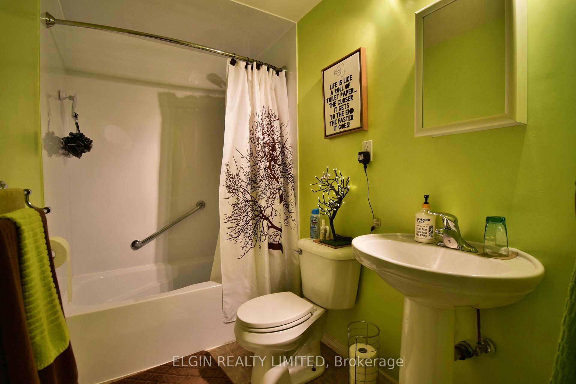 Photo 21 of 5 Havenridge Court, St. Thomas — HOMEH
