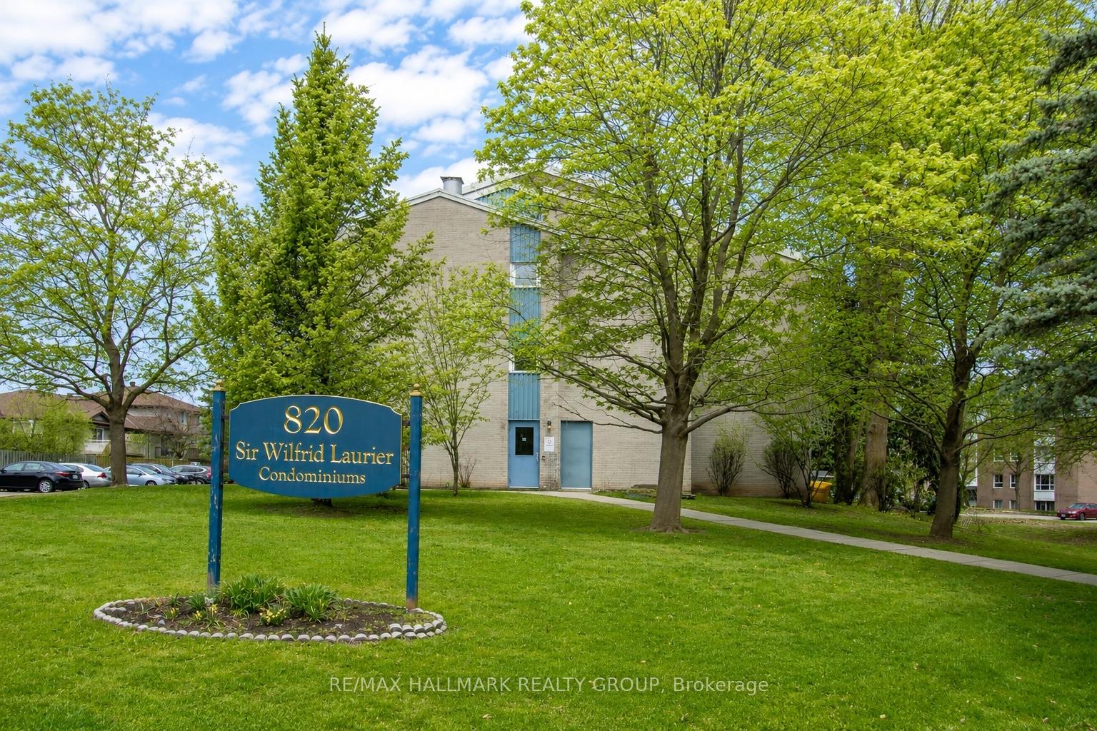 Front of Unit 106, 820 Laurier Boulevard