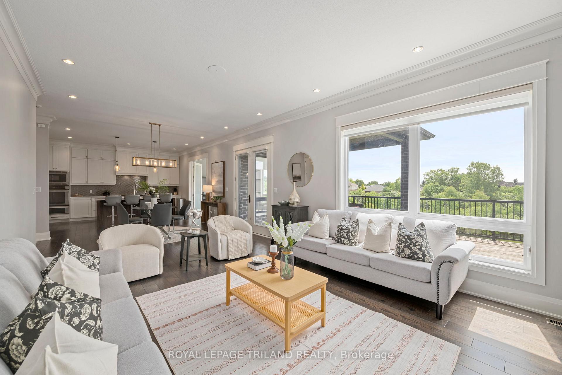 Photo 16 of 1010 Longworth Road, London, South L — HOMEH