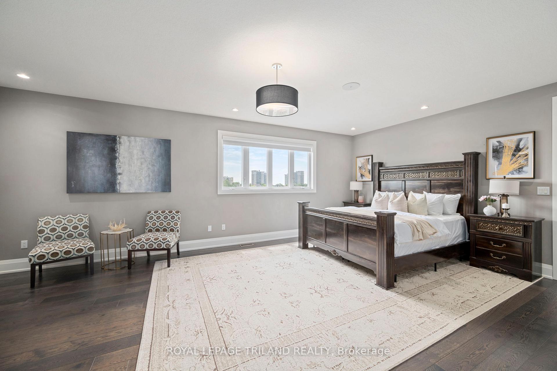 Photo 21 of 1010 Longworth Road, London, South L — HOMEH