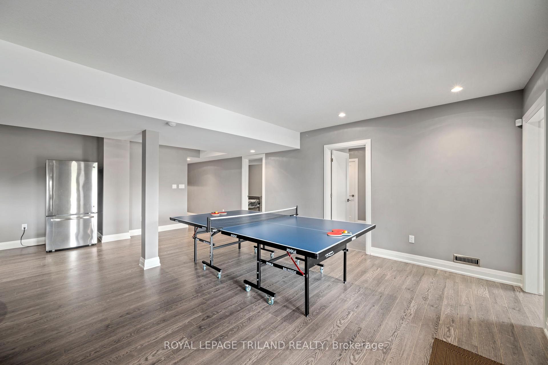 Photo 33 of 1010 Longworth Road, London, South L — HOMEH