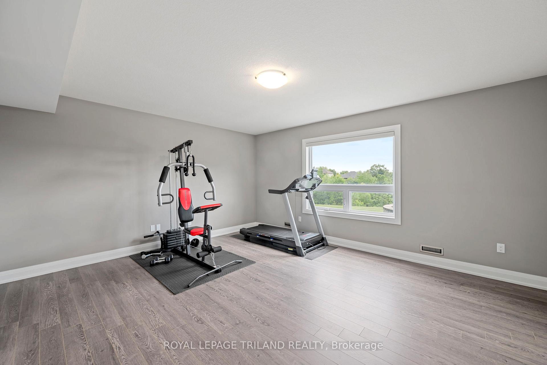 Photo 39 of 1010 Longworth Road, London, South L — HOMEH