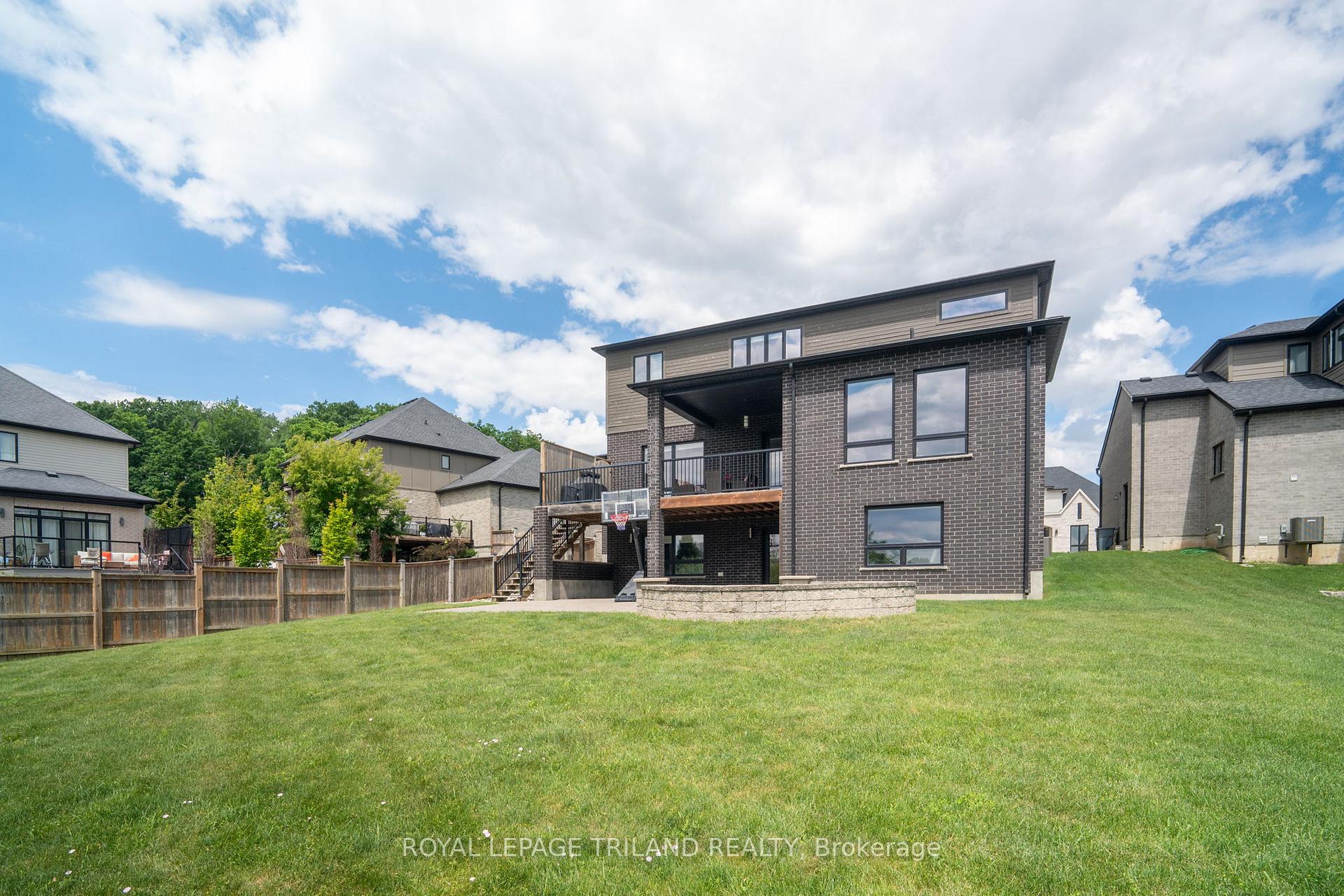 Photo 47 of 1010 Longworth Road, London, South L — HOMEH