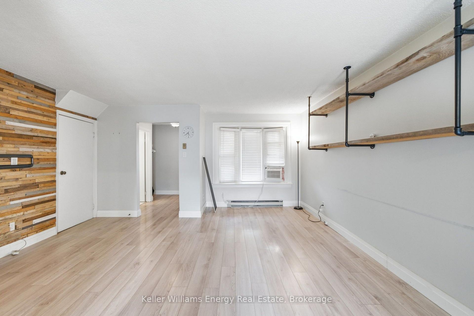 Photo 15 of Unit 105, 700 Harmony Road N, Oshawa, Pinecrest — HOMEH