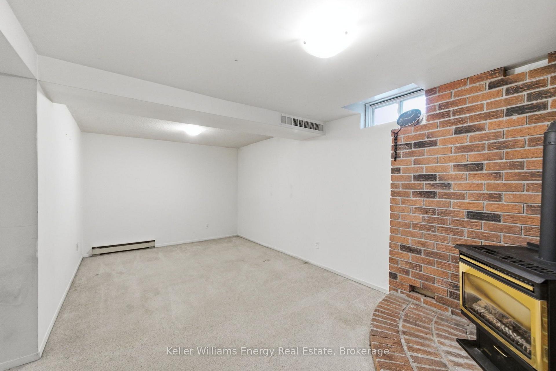 Photo 28 of Unit 105, 700 Harmony Road N, Oshawa, Pinecrest — HOMEH
