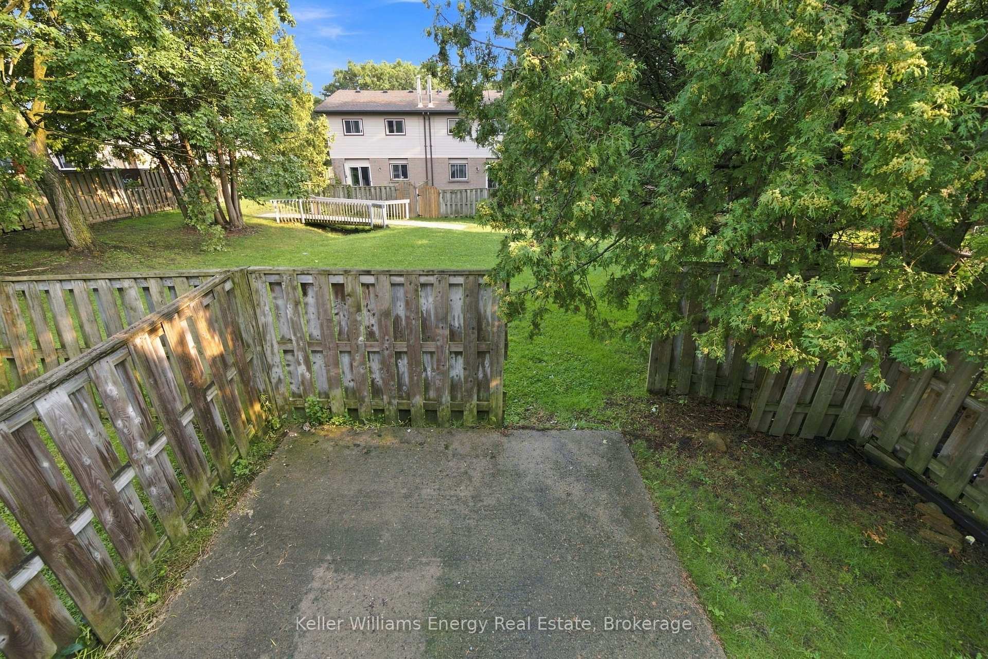 Photo 36 of Unit 105, 700 Harmony Road N, Oshawa, Pinecrest — HOMEH
