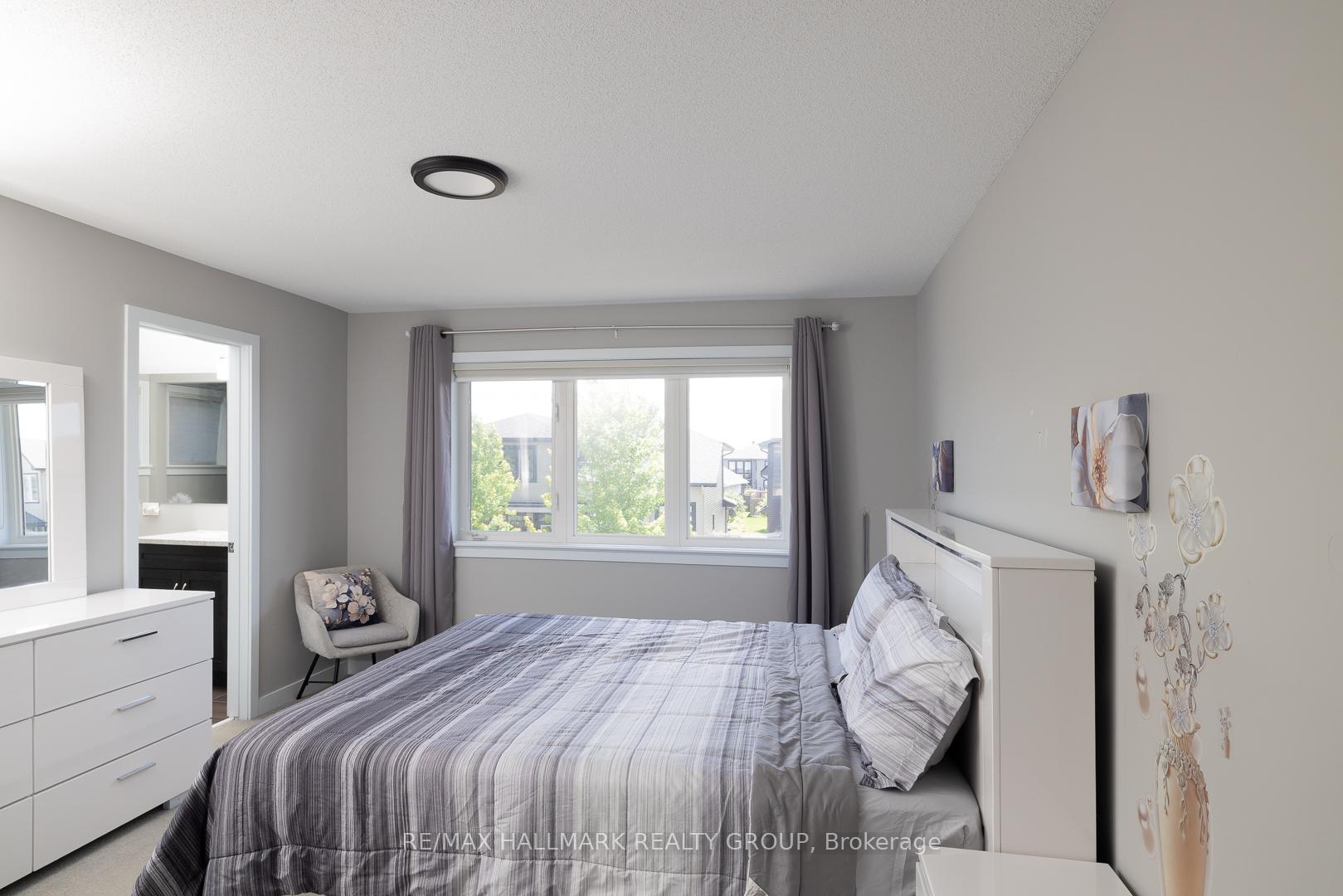 Photo 20 of 305 Oxer Place, Ottawa, Kanata - Emerald Meadows/Trailwest — HOMEH