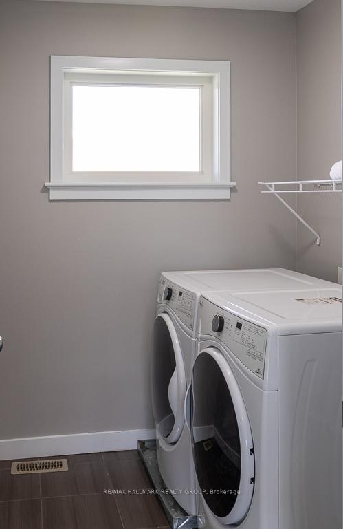 Photo 24 of 305 Oxer Place, Ottawa, Kanata - Emerald Meadows/Trailwest — HOMEH