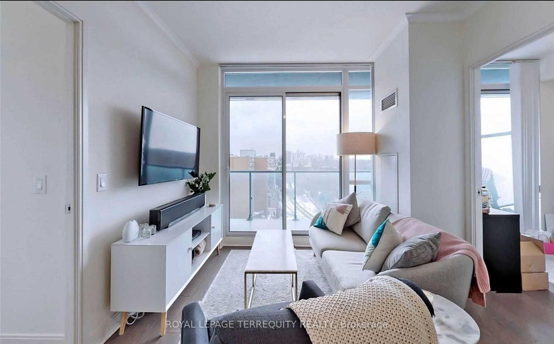 Photo 5 of Unit 1502, 825 Church Street, Toronto, Rosedale-Moore Park — HOMEH