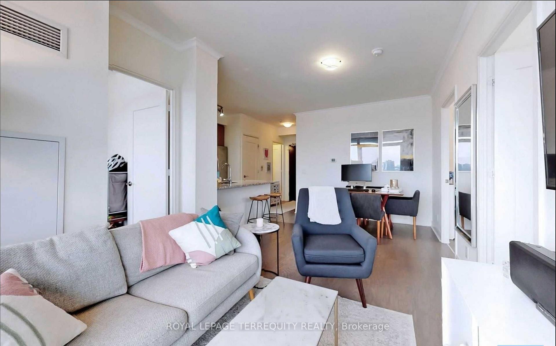 Photo 8 of Unit 1502, 825 Church Street, Toronto, Rosedale-Moore Park — HOMEH