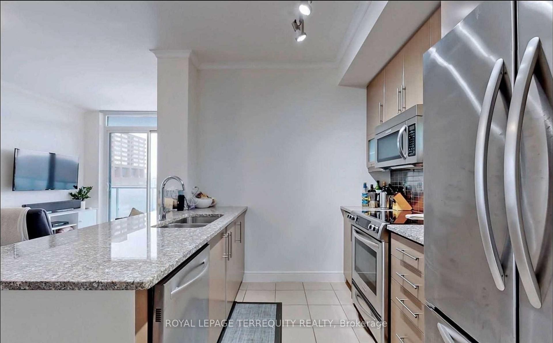 Photo 12 of Unit 1502, 825 Church Street, Toronto, Rosedale-Moore Park — HOMEH