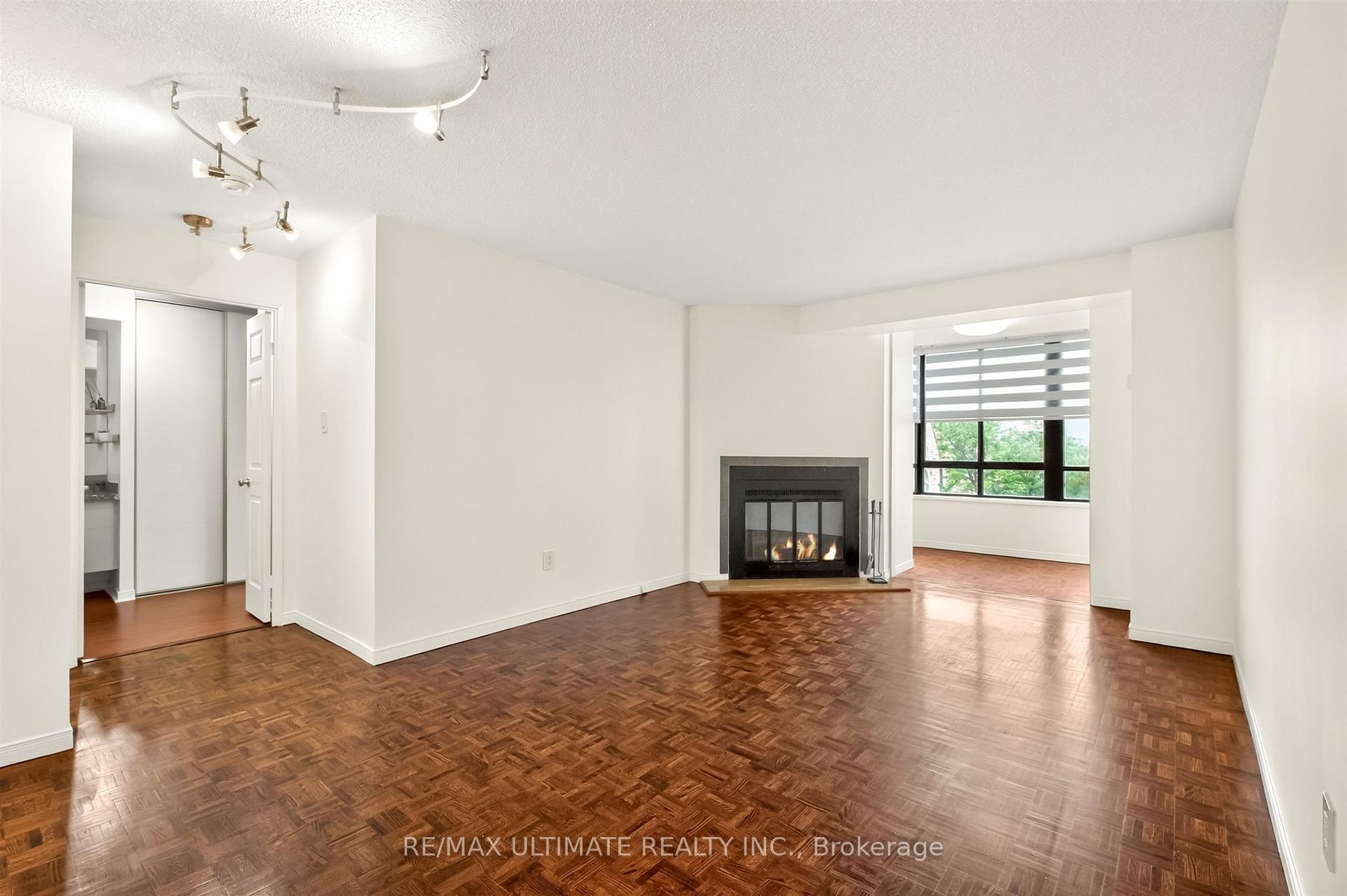 Photo 6 of Unit 708, 195 St Patrick Street, Toronto, Kensington-Chinatown — HOMEH