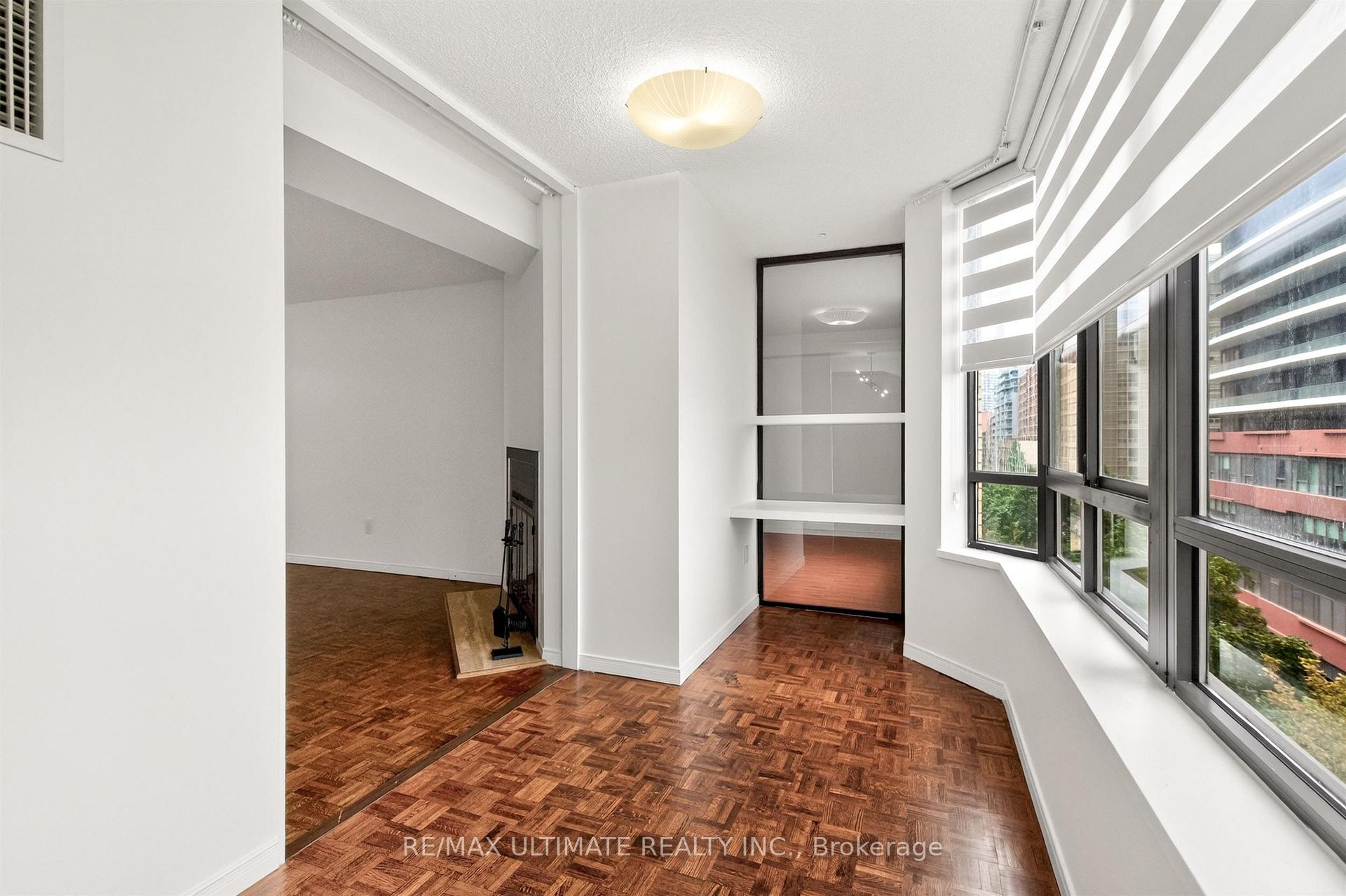Photo 14 of Unit 708, 195 St Patrick Street, Toronto, Kensington-Chinatown — HOMEH