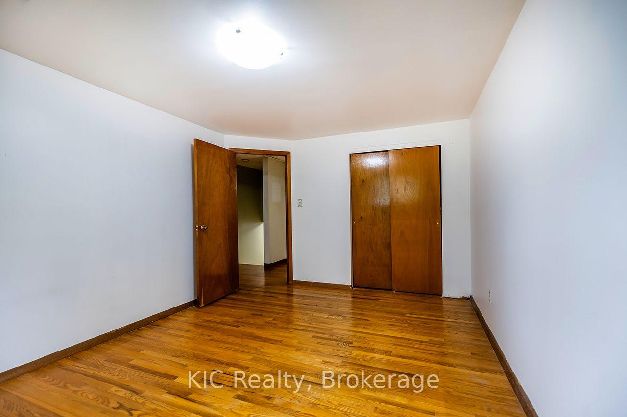 Photo 26 of 1151 Valley Court, Oshawa, Lakeview — HOMEH