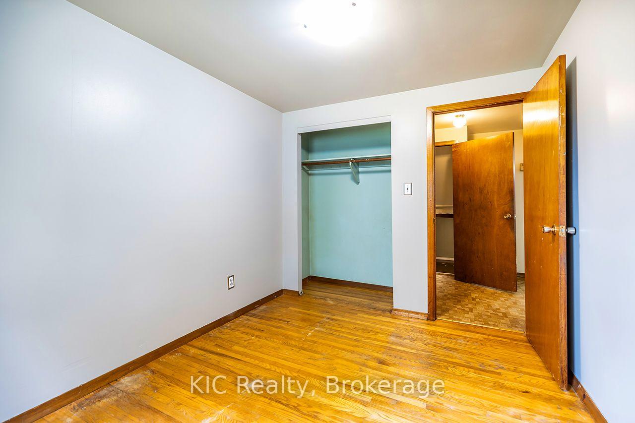 Photo 29 of 1151 Valley Court, Oshawa, Lakeview — HOMEH