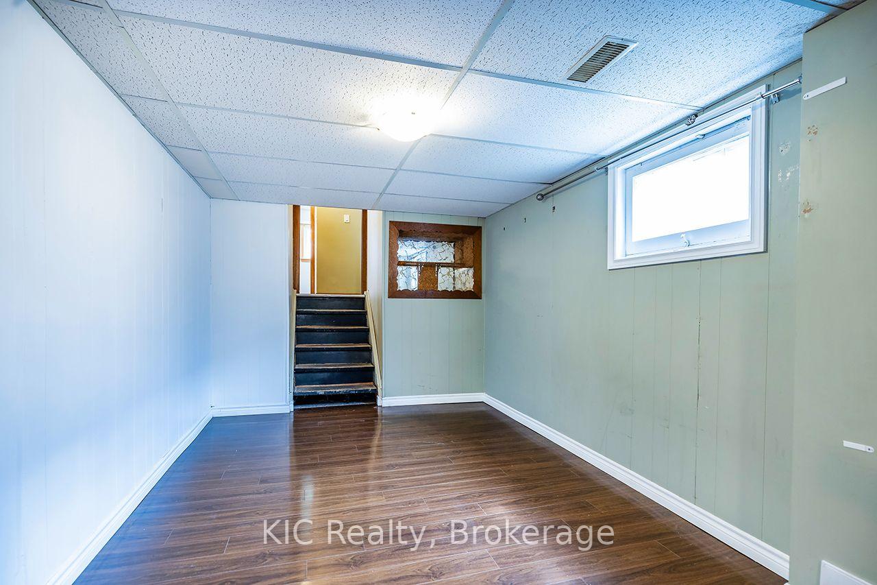Photo 34 of 1151 Valley Court, Oshawa, Lakeview — HOMEH