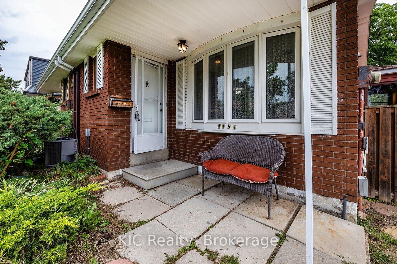 Photo 52 of 1151 Valley Court, Oshawa, Lakeview — HOMEH