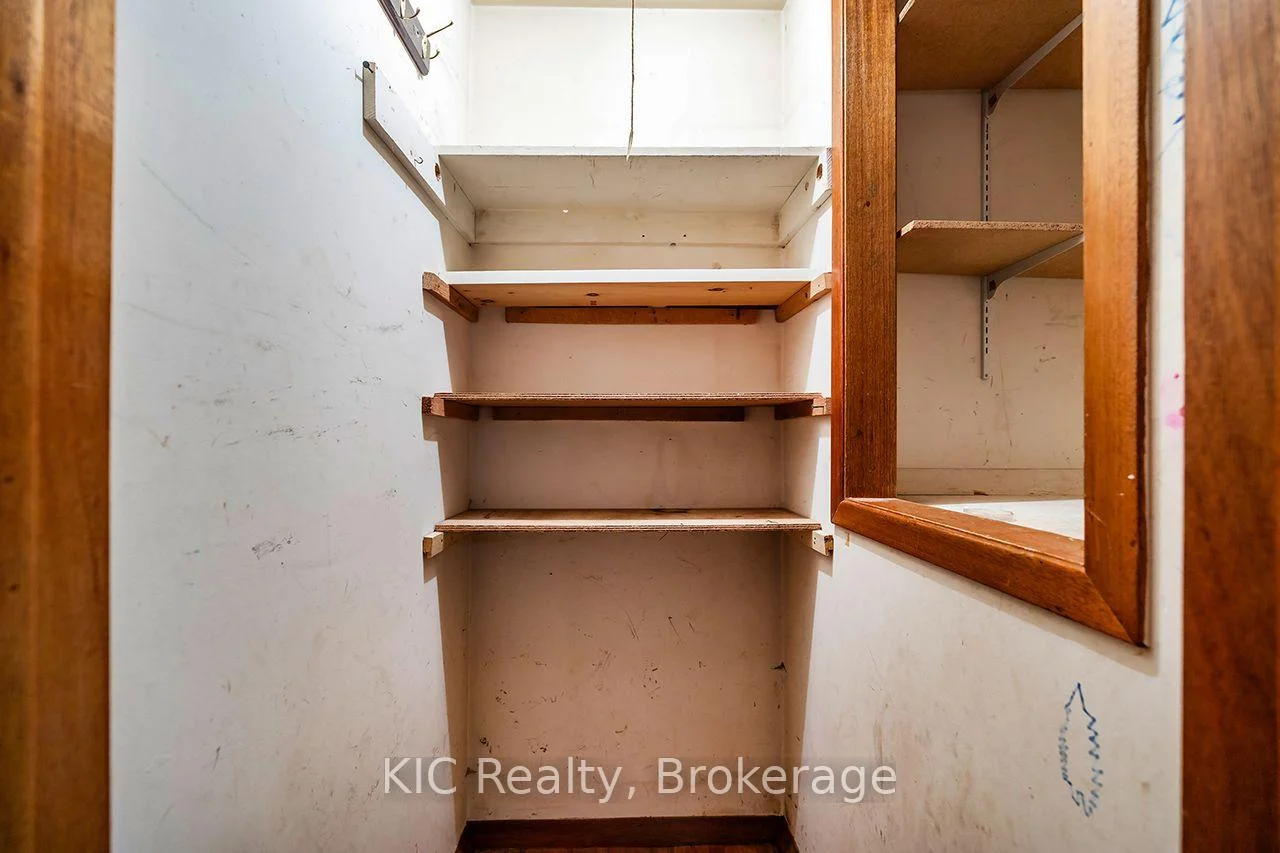 Photo 17 of 1151 Valley Court, Oshawa, Lakeview — HOMEH