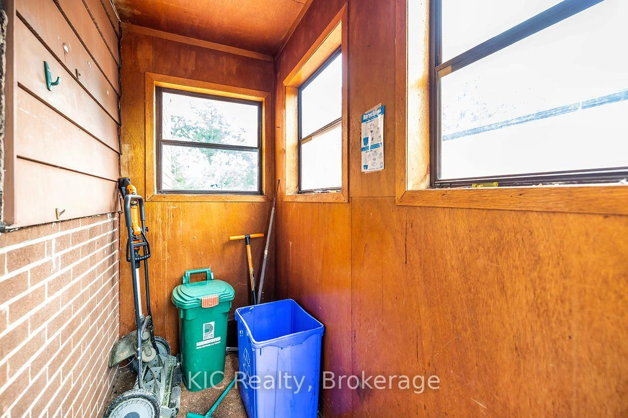 Photo 54 of 1151 Valley Court, Oshawa, Lakeview — HOMEH
