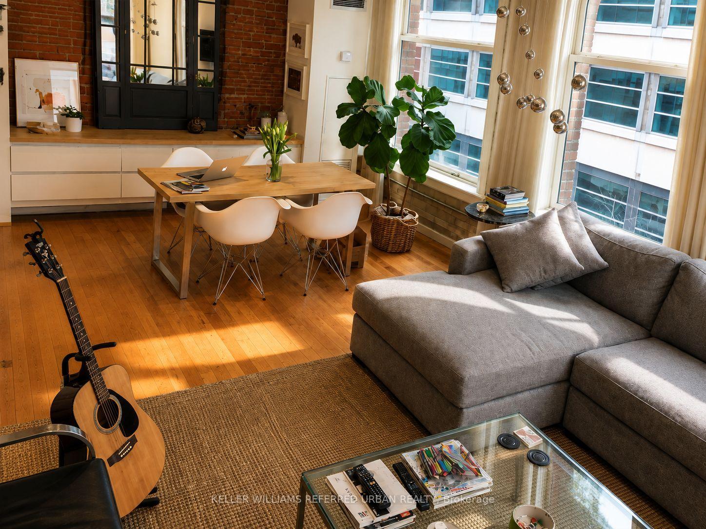 Photo 9 of Unit 403, 915 King Street, Toronto, Niagara — HOMEH
