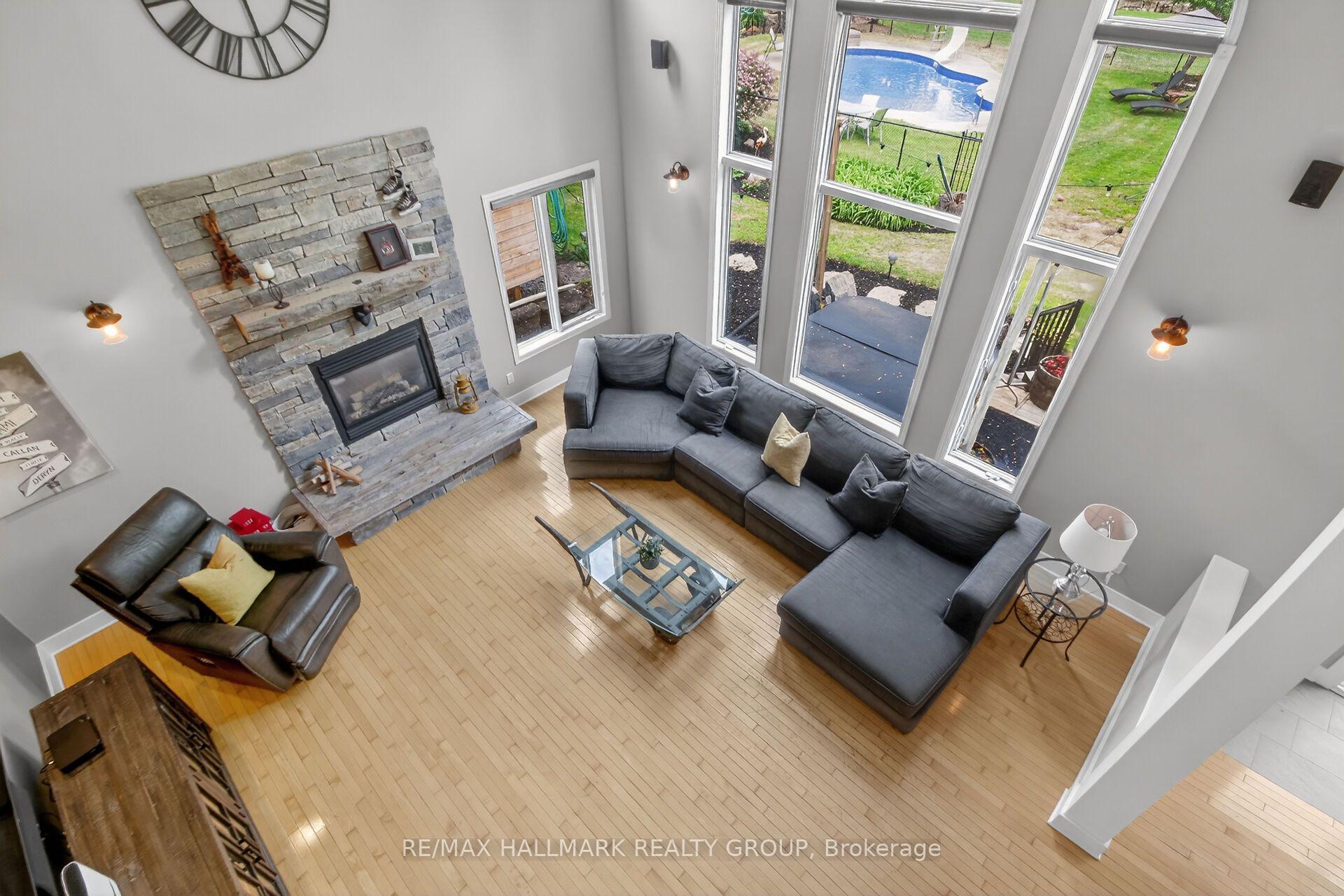 Photo 9 of 104 Wilbert Cox Drive, Ottawa, Huntley Ward (South East) — HOMEH