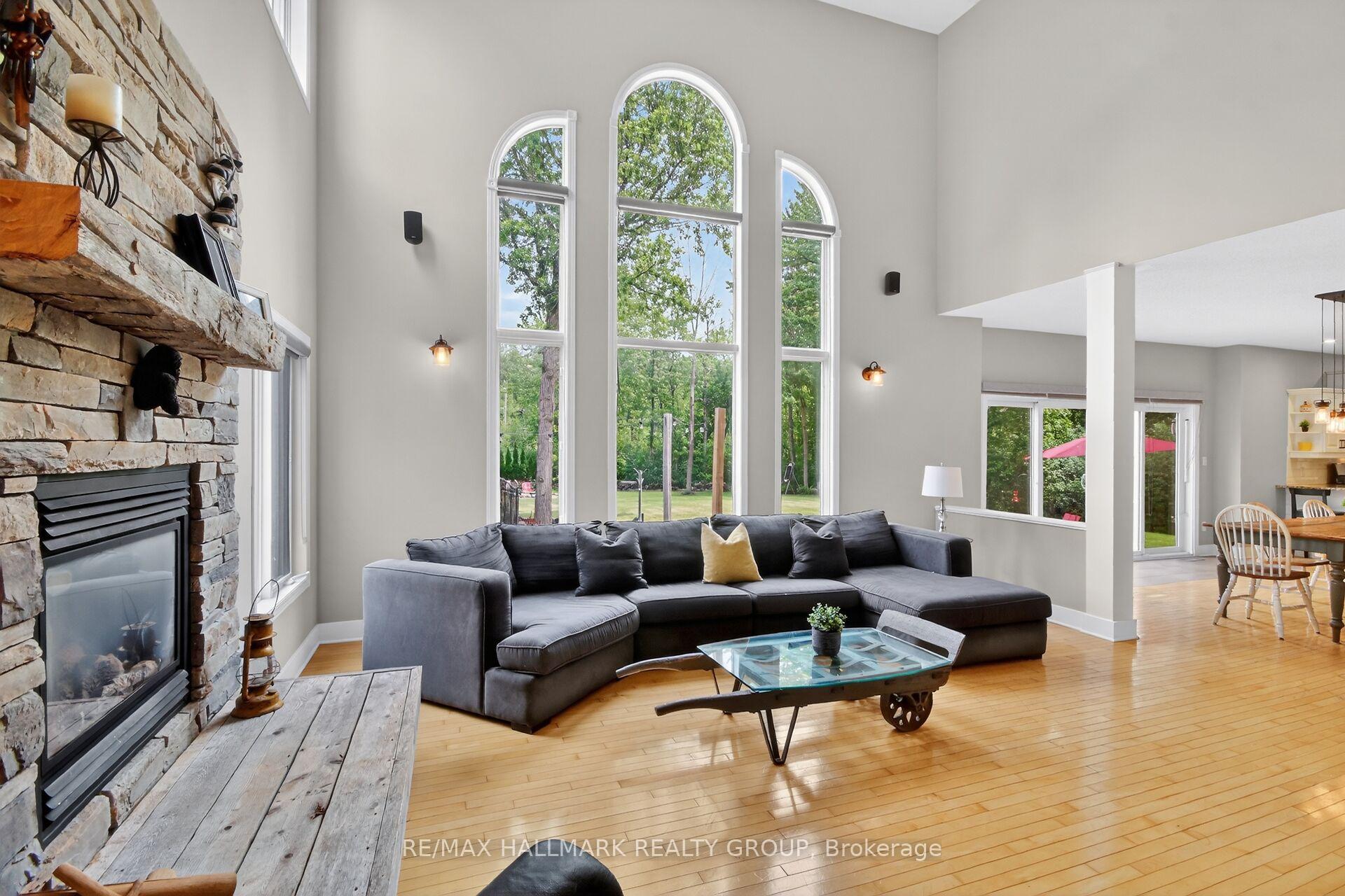 Photo 11 of 104 Wilbert Cox Drive, Ottawa, Huntley Ward (South East) — HOMEH