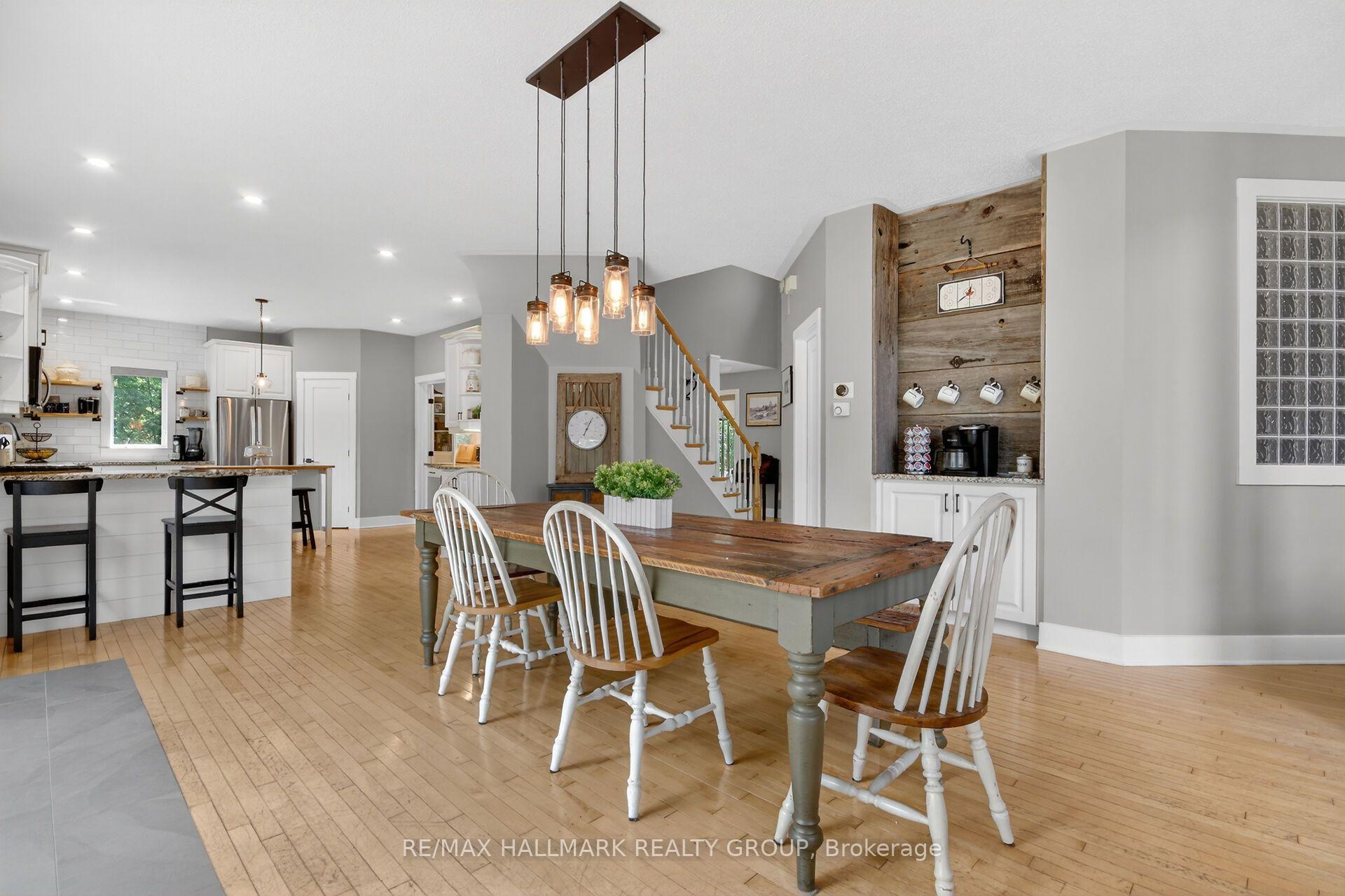 Photo 16 of 104 Wilbert Cox Drive, Ottawa, Huntley Ward (South East) — HOMEH
