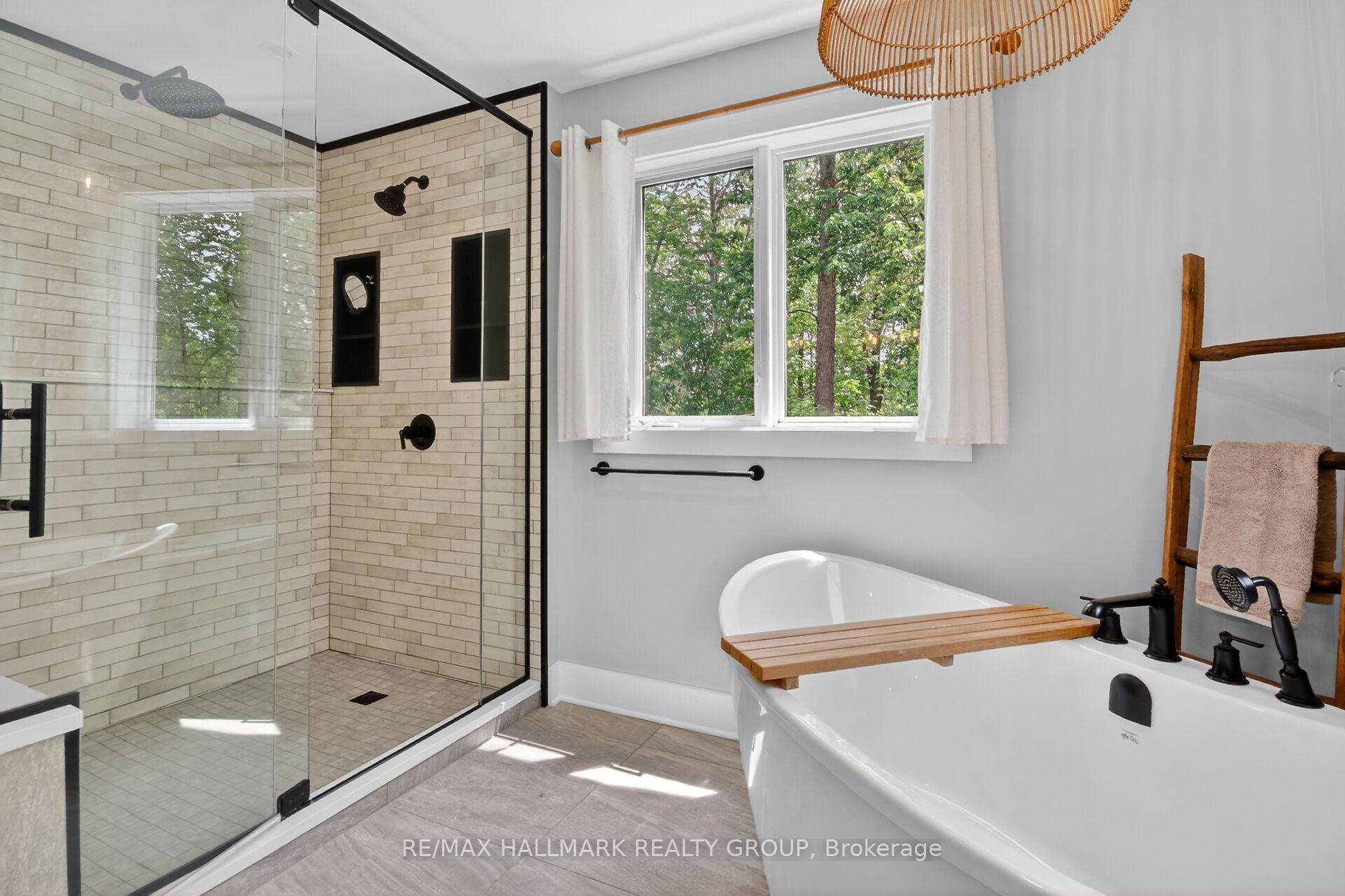 Photo 25 of 104 Wilbert Cox Drive, Ottawa, Huntley Ward (South East) — HOMEH
