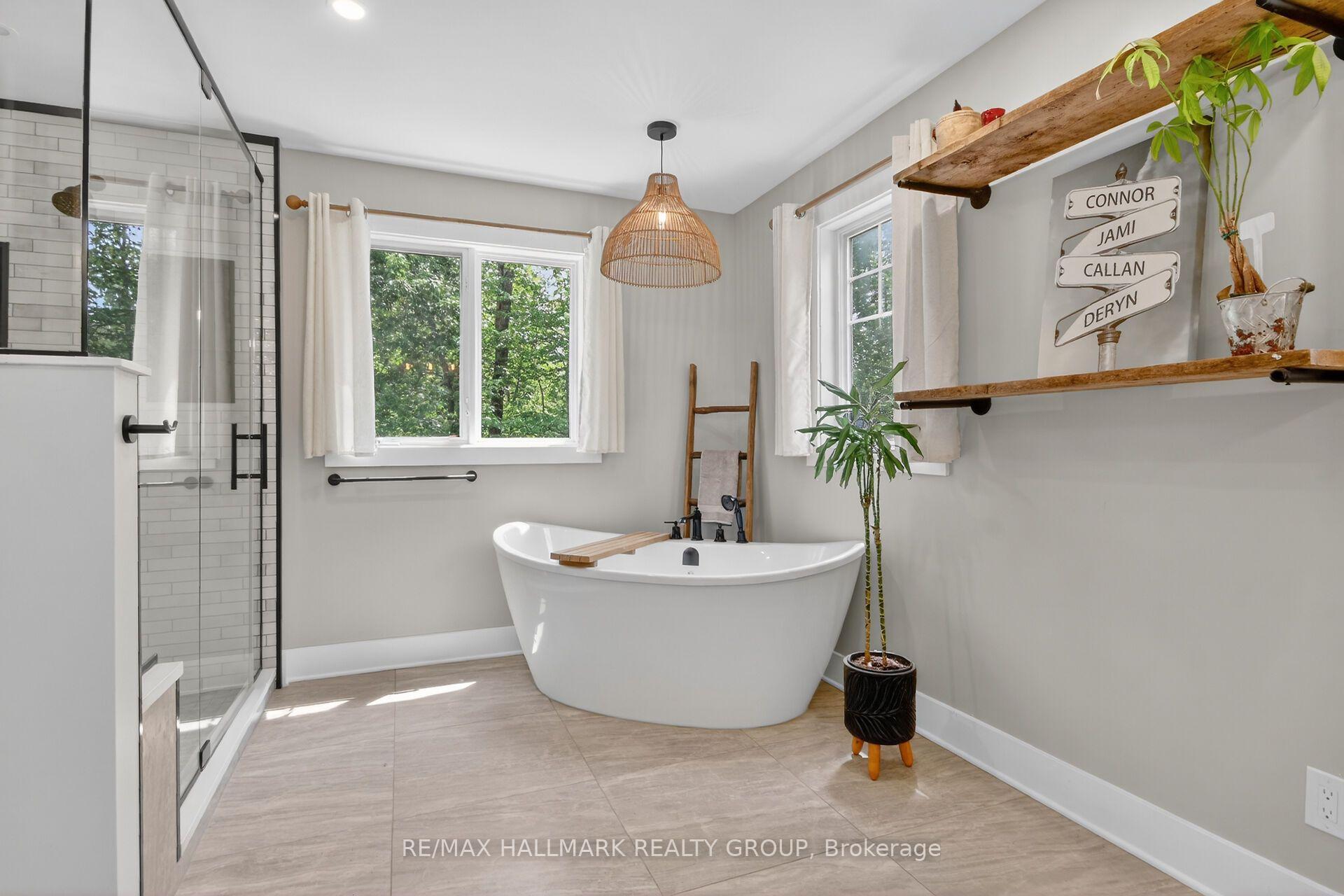 Photo 27 of 104 Wilbert Cox Drive, Ottawa, Huntley Ward (South East) — HOMEH