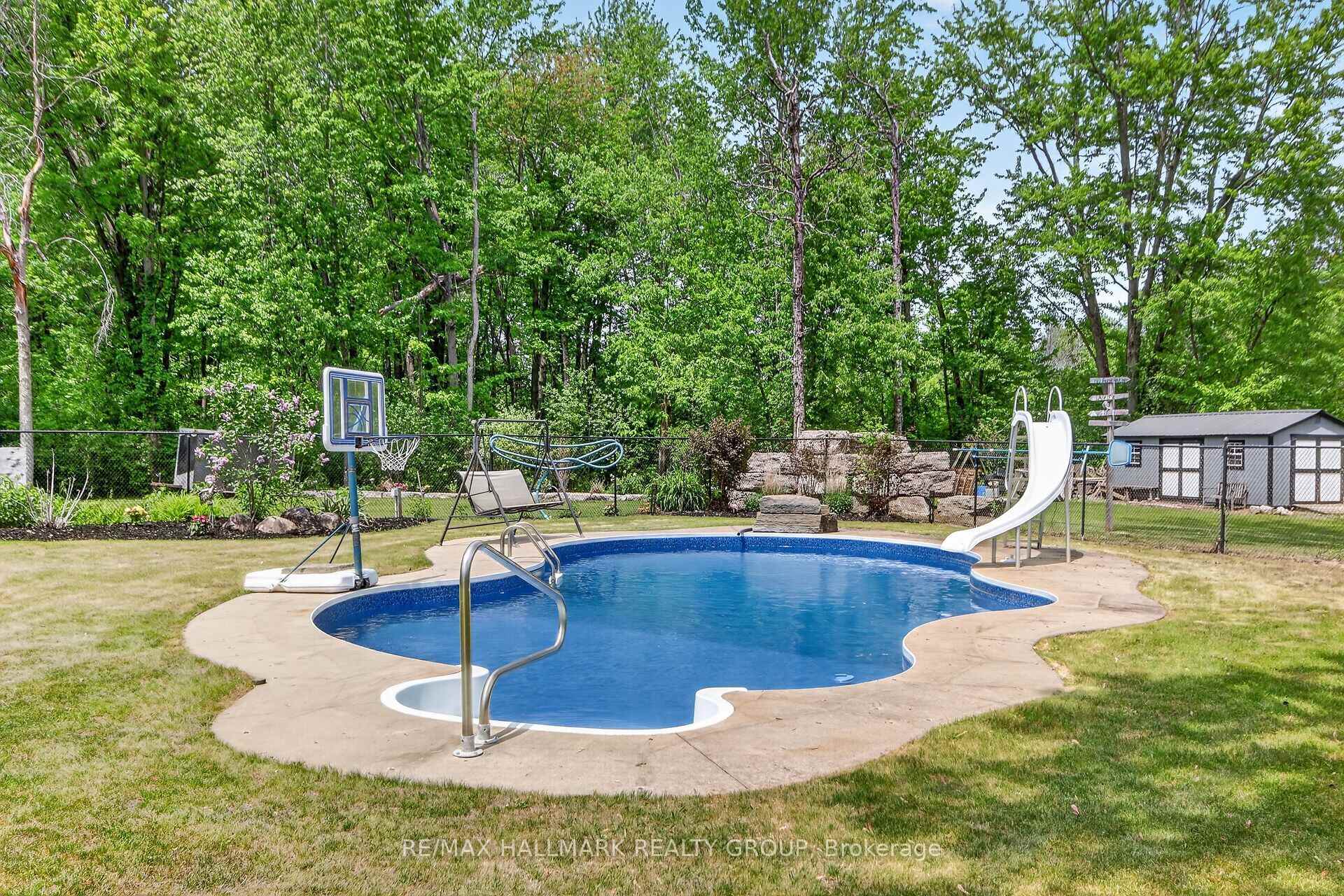 Photo 45 of 104 Wilbert Cox Drive, Ottawa, Huntley Ward (South East) — HOMEH
