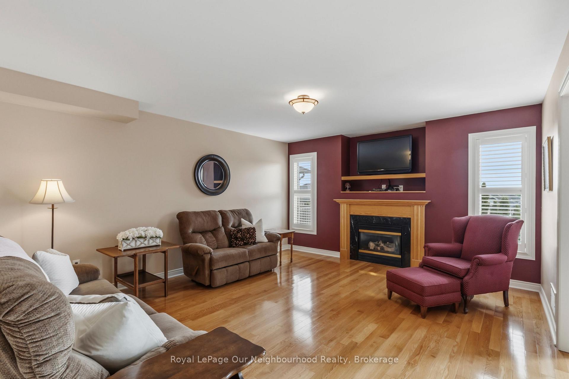 Photo 8 of 16 Nobbs Drive, Ajax, Northwest Ajax — HOMEH