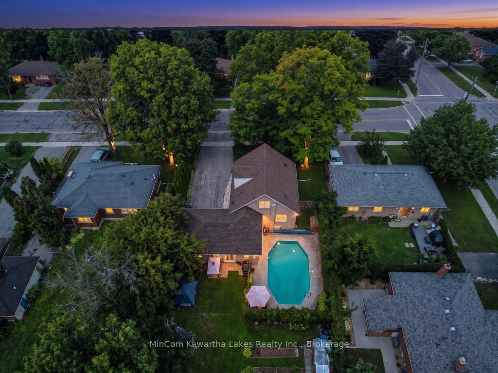 Photo 12 of 263 Bennet Street, Peterborough, Northcrest Ward 5 — HOMEH