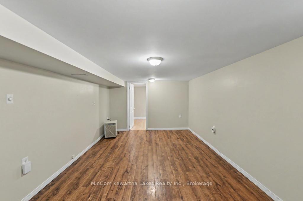 Photo 61 of 263 Bennet Street, Peterborough, Northcrest Ward 5 — HOMEH
