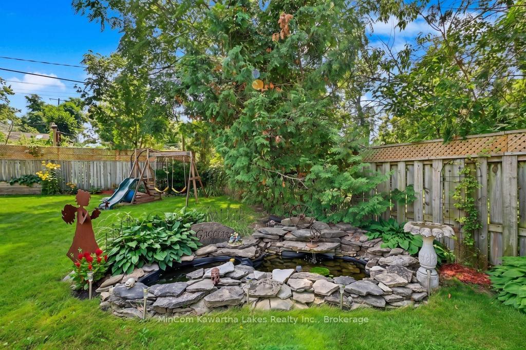 Photo 74 of 263 Bennet Street, Peterborough, Northcrest Ward 5 — HOMEH