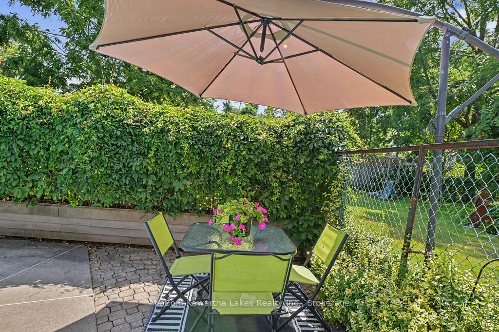 Photo 78 of 263 Bennet Street, Peterborough, Northcrest Ward 5 — HOMEH