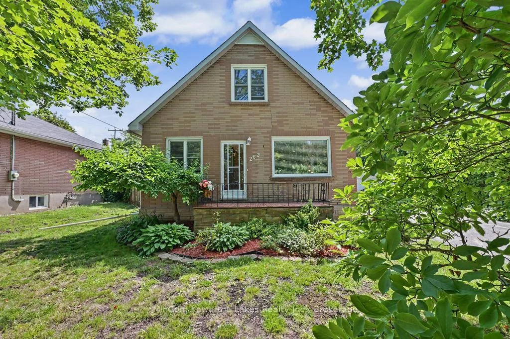 Photo 13 of 263 Bennet Street, Peterborough, Northcrest Ward 5 — HOMEH