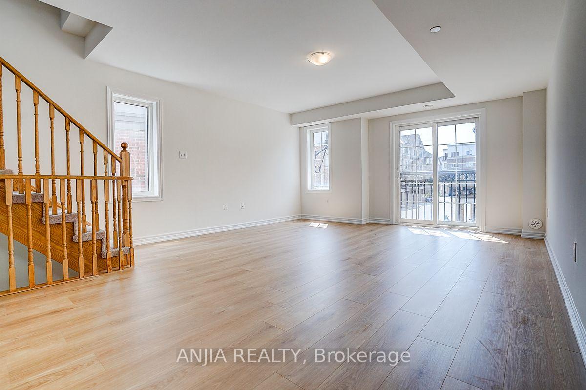 Photo 6 of 2641 Eaglesham Path, Oshawa, Windfields — HOMEH