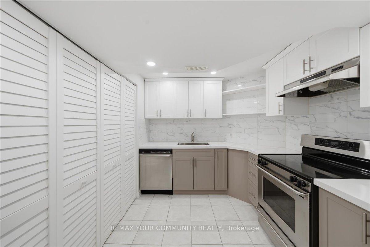 Photo 9 of Unit Lower, 2 Hollywood Hill Circle, Vaughan, Vellore Village — HOMEH