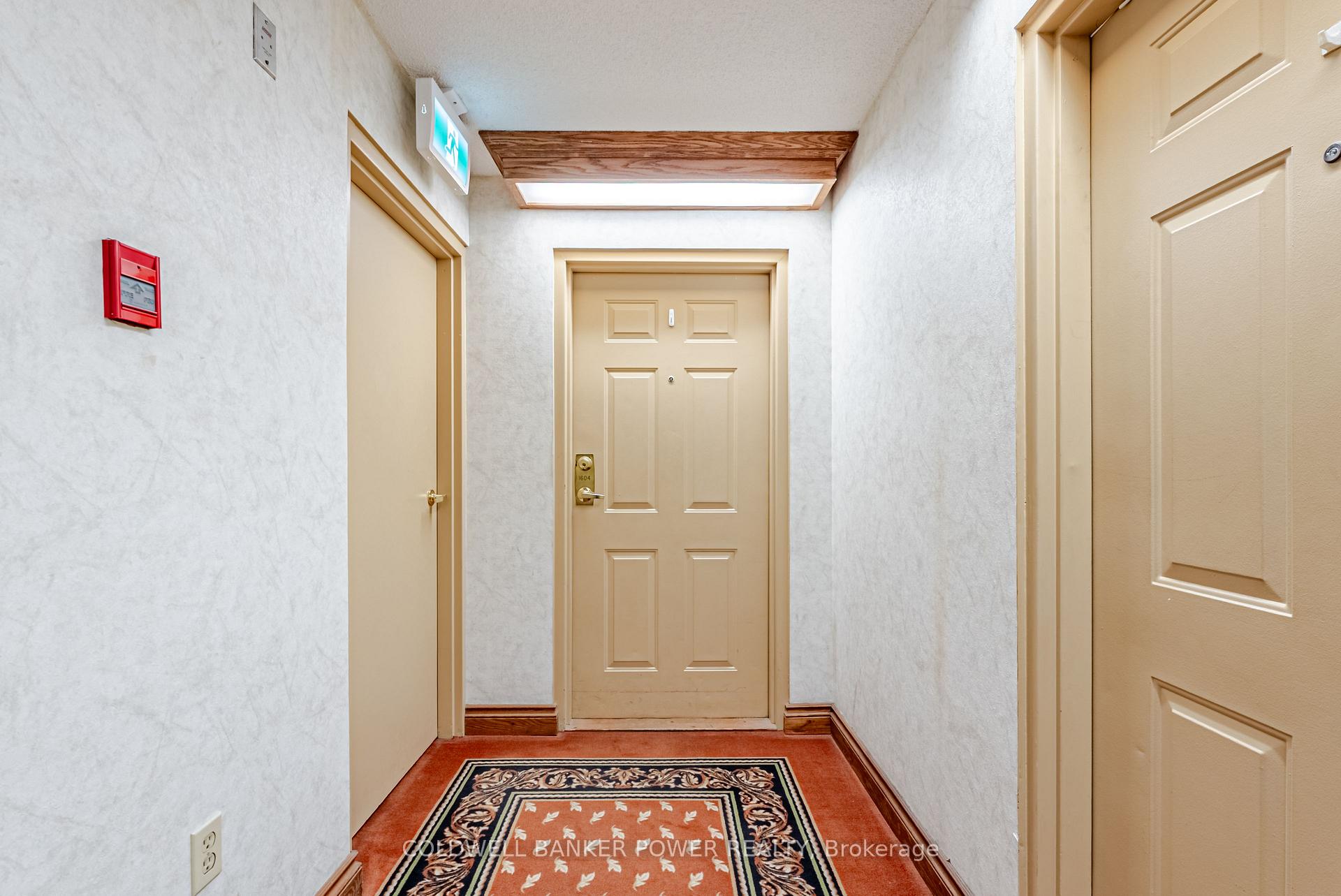 Photo 4 of Unit 1604, 323 Colborne Street, London, East K — HOMEH