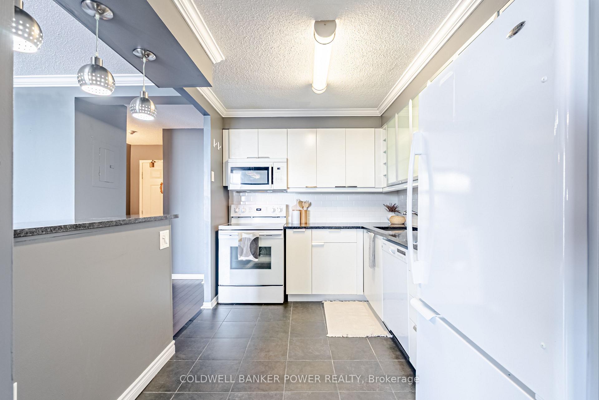 Photo 10 of Unit 1604, 323 Colborne Street, London, East K — HOMEH