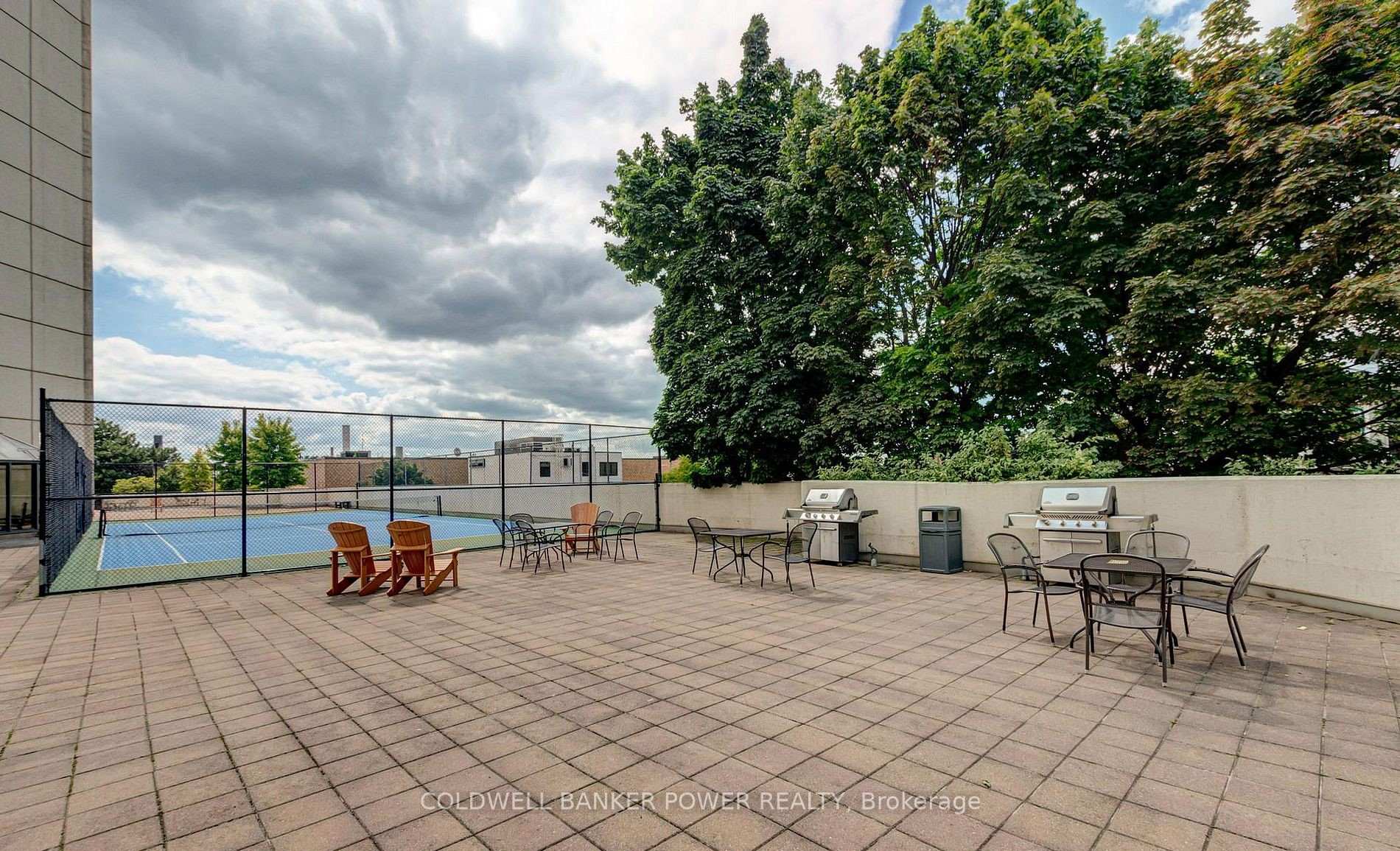 Photo 41 of Unit 1604, 323 Colborne Street, London, East K — HOMEH