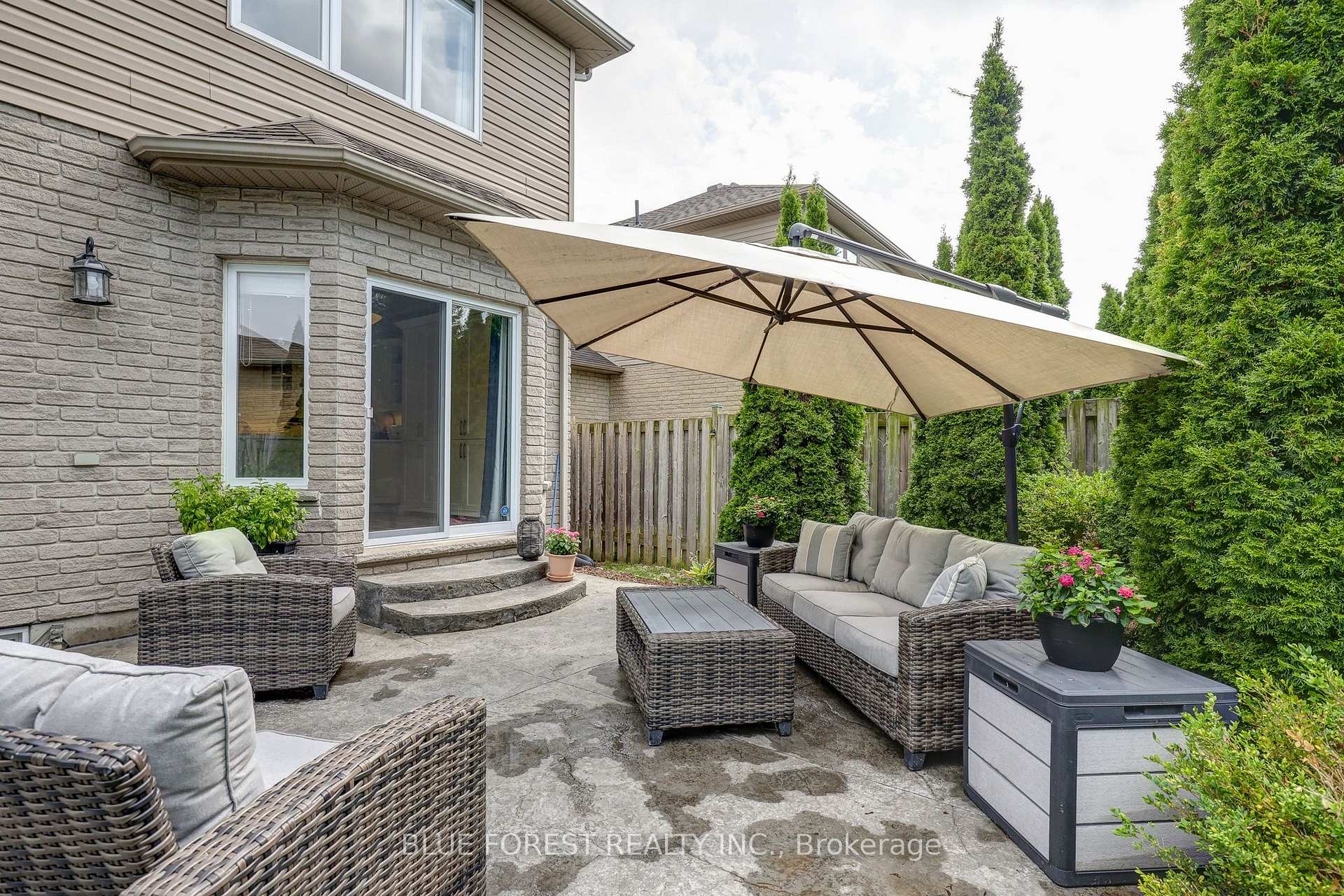 Photo 50 of 2058 Westpoint Heights, London, South V — HOMEH