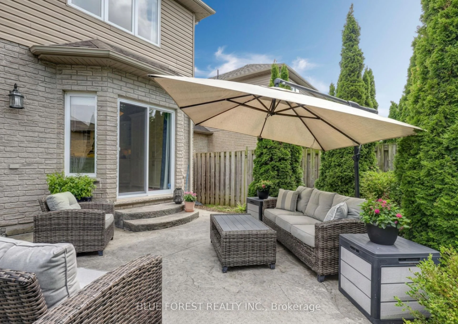 Photo 51 of 2058 Westpoint Heights, London, South V — HOMEH