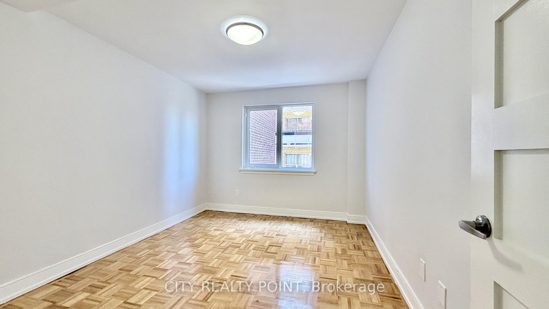 Photo 7 of Unit 407, 95 Lawton Boulevard, Toronto, Yonge-St. Clair — HOMEH