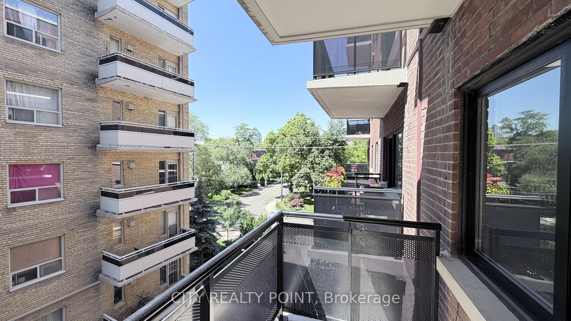 Photo 11 of Unit 407, 95 Lawton Boulevard, Toronto, Yonge-St. Clair — HOMEH
