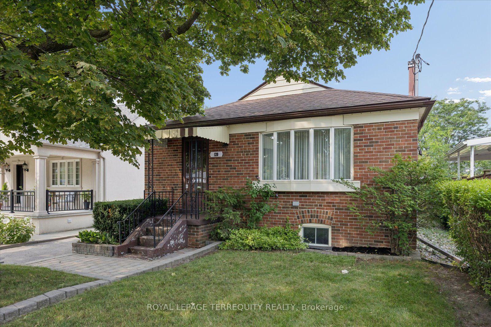 Photo 1 of 120 Ellington Drive, Scarborough, Wexford-Maryvale — HOMEH