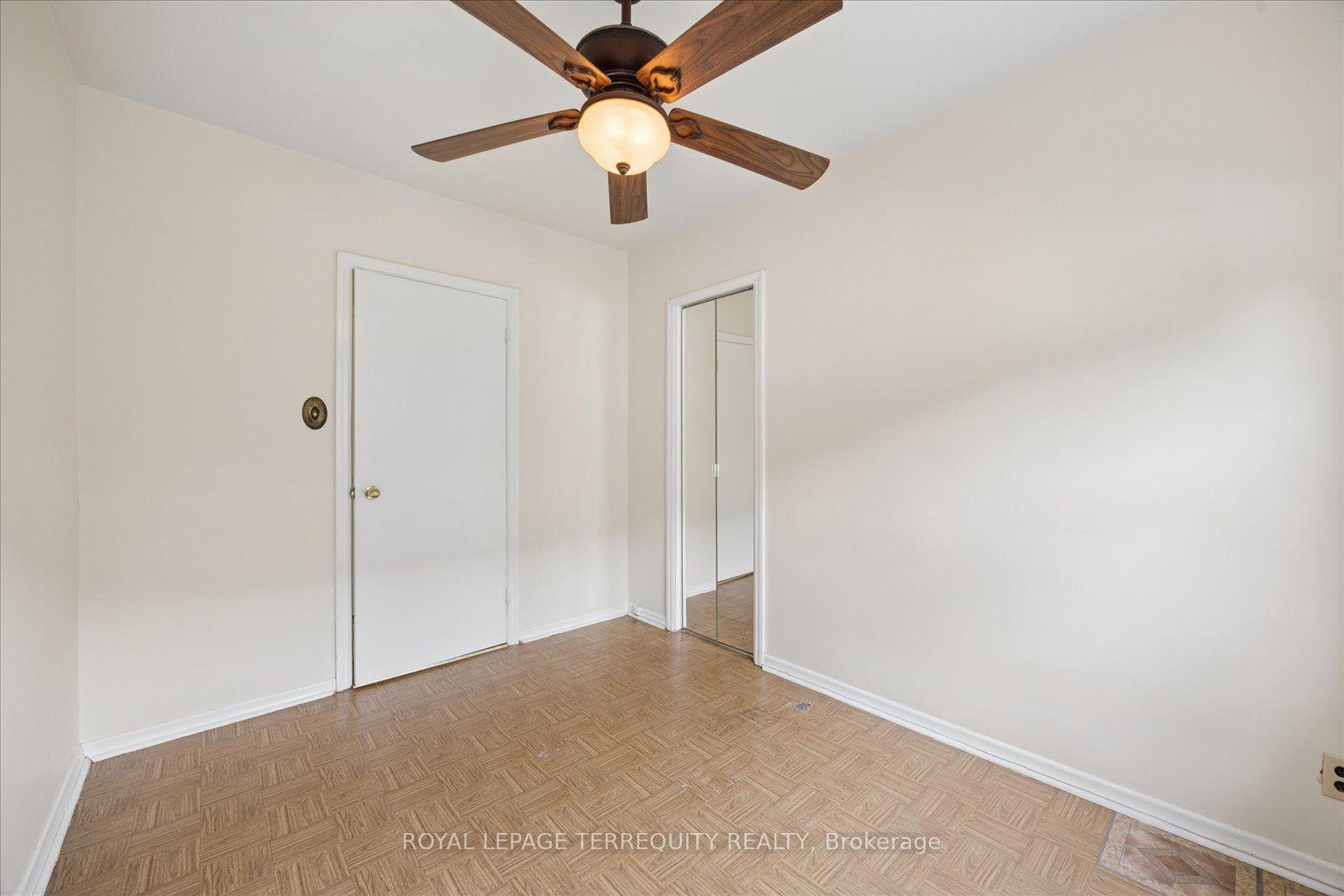 Photo 12 of 120 Ellington Drive, Scarborough, Wexford-Maryvale — HOMEH