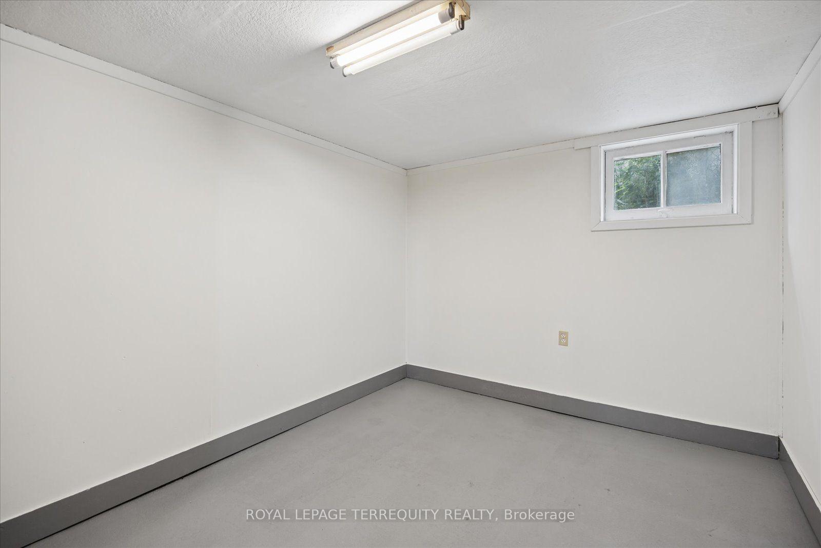 Photo 28 of 120 Ellington Drive, Scarborough, Wexford-Maryvale — HOMEH