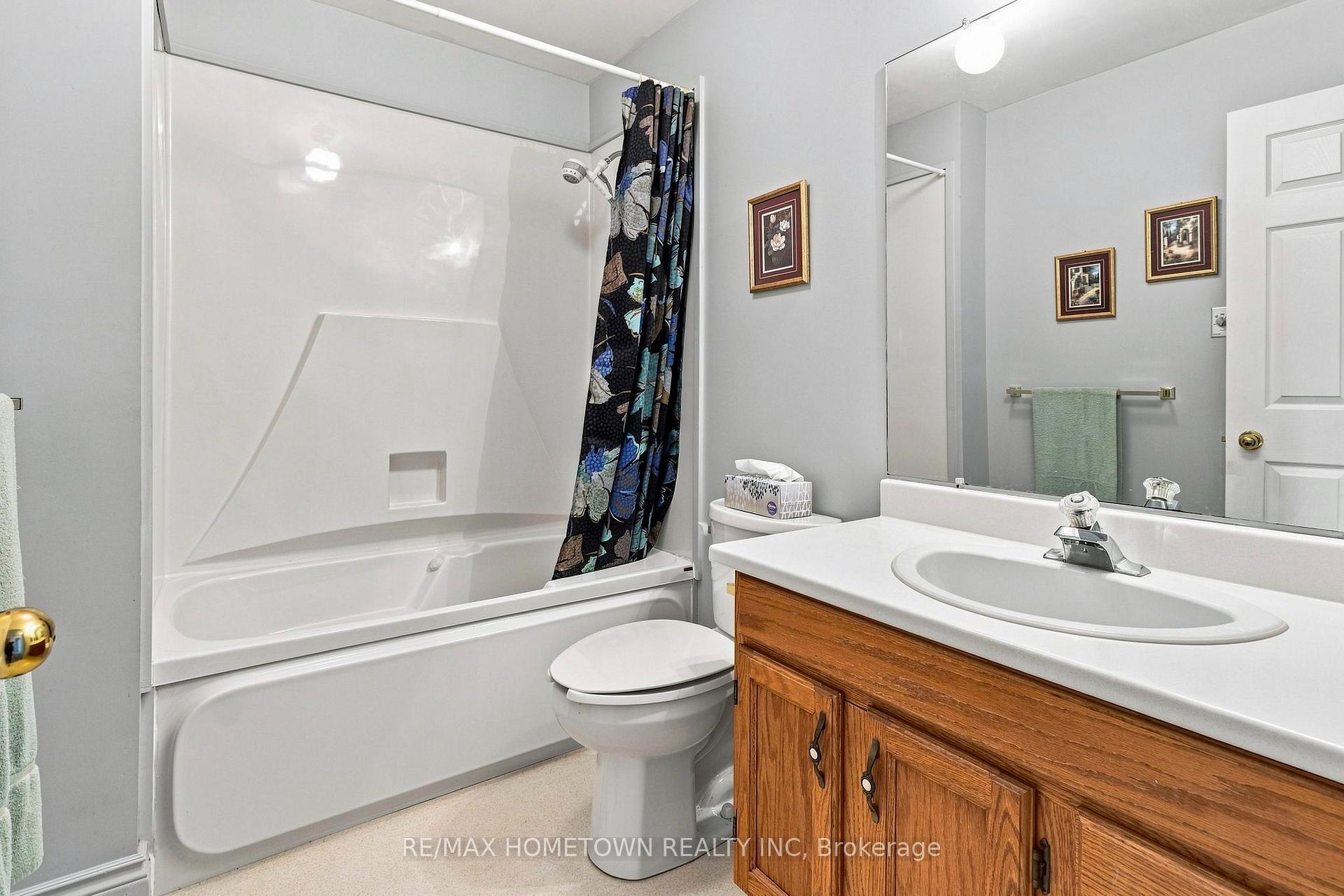 Photo 23 of 996 Massie Drive, Prescott, Prescott — HOMEH