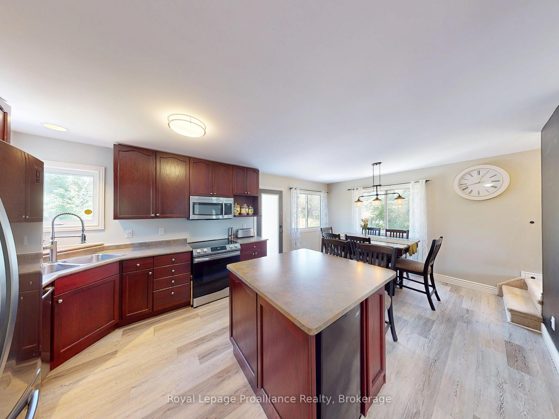 Photo 7 of 75 Milligan Drive, Tyendinaga, Tyendinaga Township — HOMEH